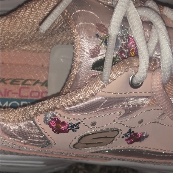 Sketchers size 7.5 and 8 women’s - Picture 4 of 4